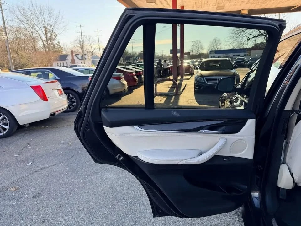2015 BMW F15 X5 - Image 18 of 20