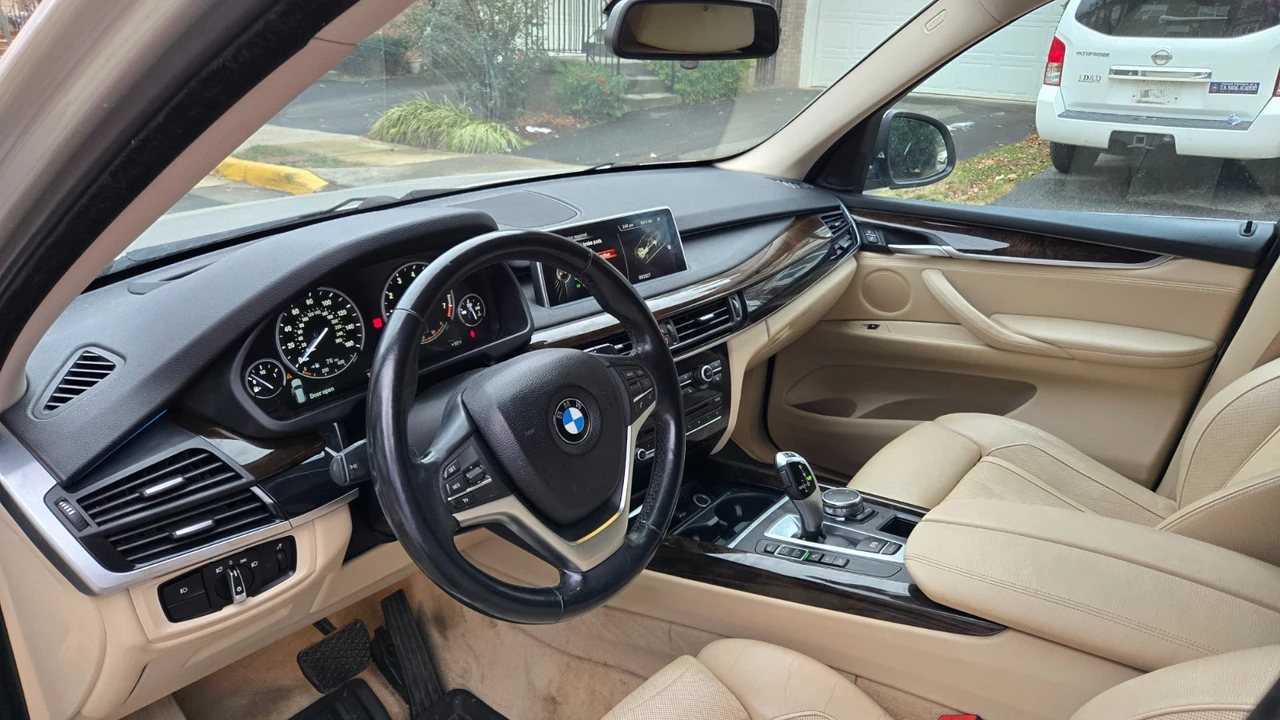 2015 BMW F15 X5 - Image 9 of 21