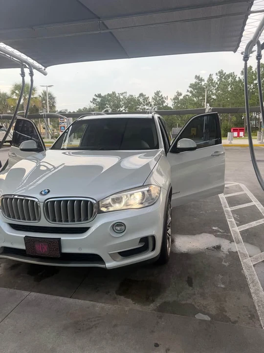 2015 BMW X5 - Image 2 of 19
