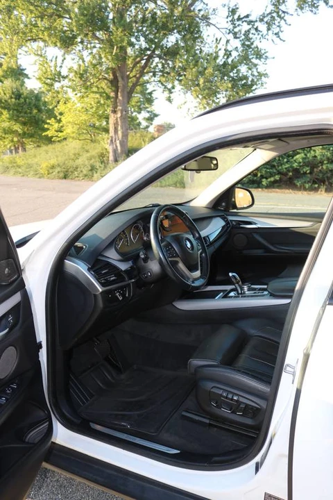 2015 BMW F15 X5 - Image 4 of 12