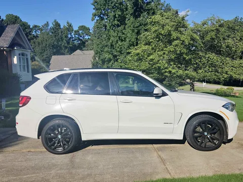 2015 BMW X5 xDrive35i Premium Sport Utility 4D