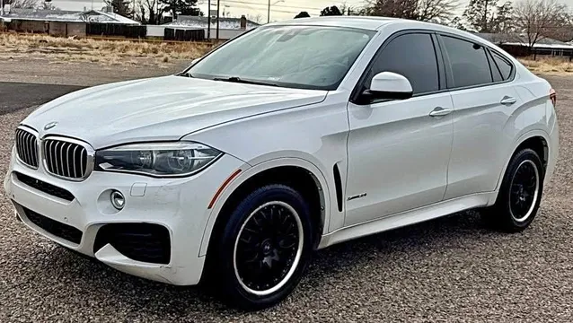 2015 BMW X6 xDrive50i M Sport