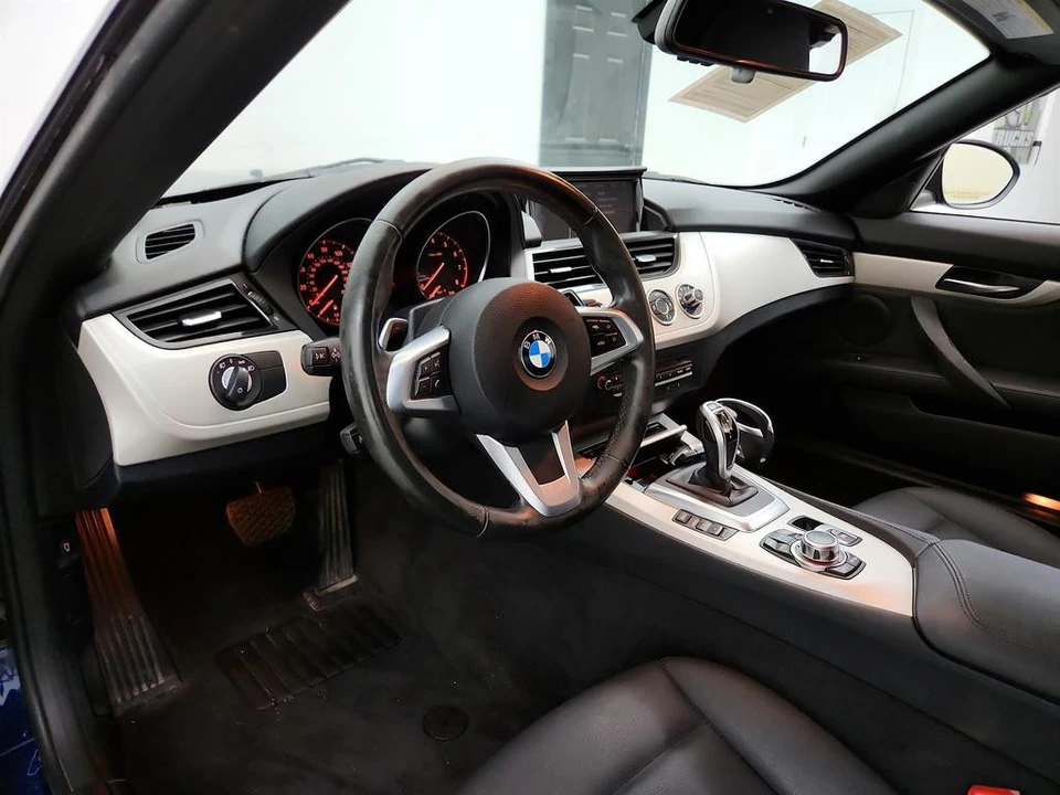 2015 BMW E89 Z4 Roadster - Image 13 of 31