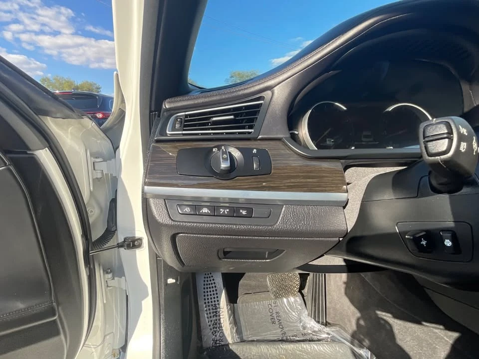 2015 BMW Alpina B7 - Image 19 of 20