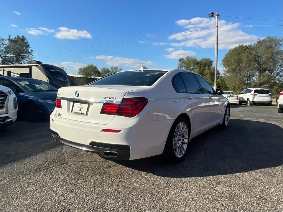 2015 BMW Alpina B7 - Image 2 of 20
