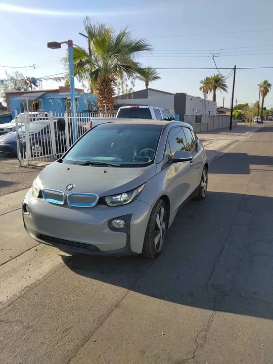 2015 BMW i3 - Image 17 of 20