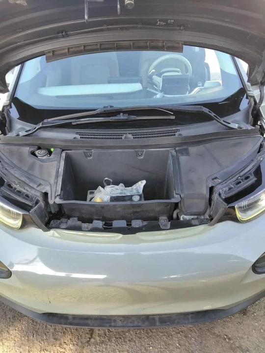 2015 BMW i3 - Image 12 of 20