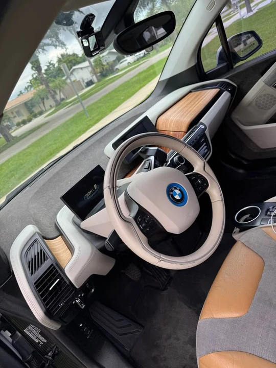2015 BMW i3 - Image 13 of 13