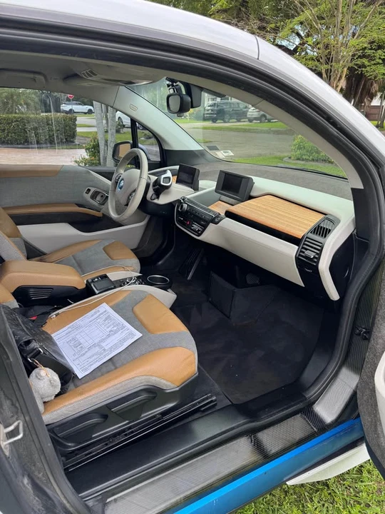 2015 BMW i3 - Image 3 of 13