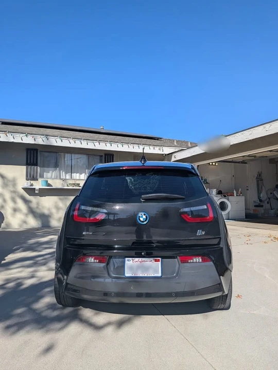2015 BMW i3 - Image 7 of 18