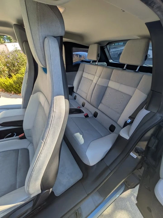 2015 BMW i3 - Image 14 of 18