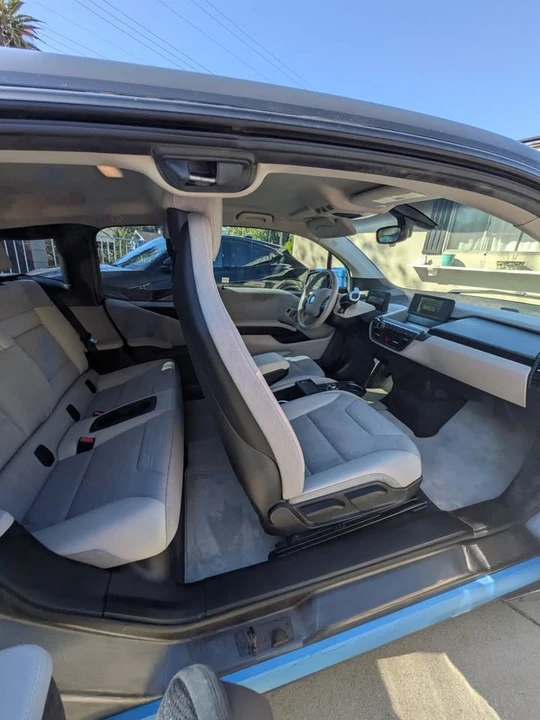 2015 BMW i3 - Image 18 of 18