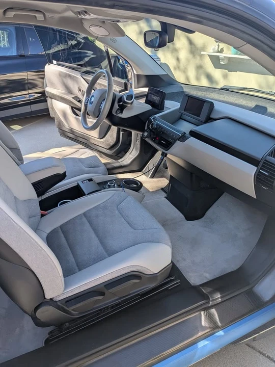 2015 BMW i3 - Image 10 of 18
