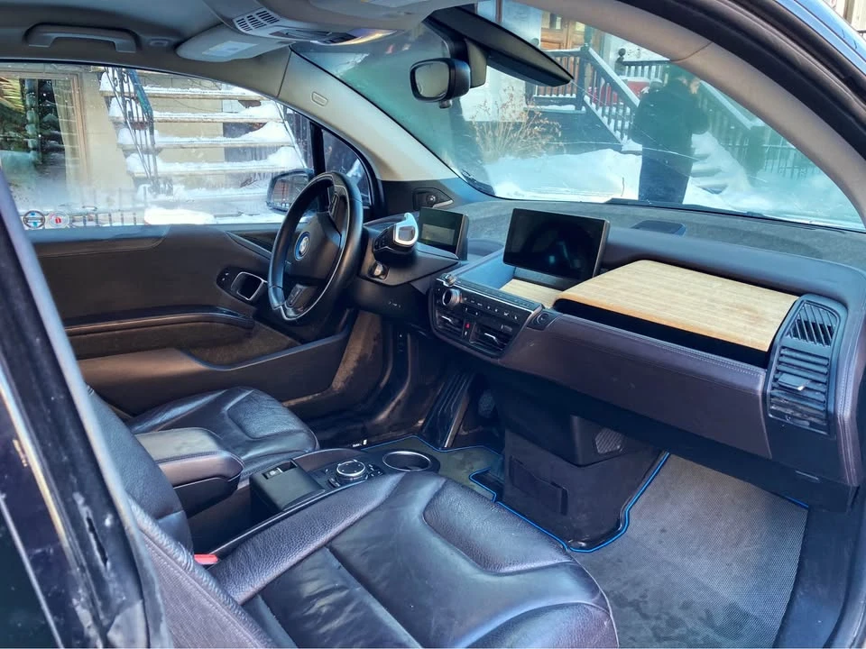 2015 BMW i3 - Image 9 of 12