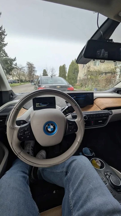 2015 BMW i3 - Image 8 of 8
