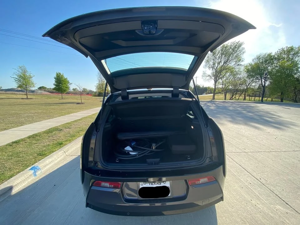 2015 BMW i3 - Image 2 of 9