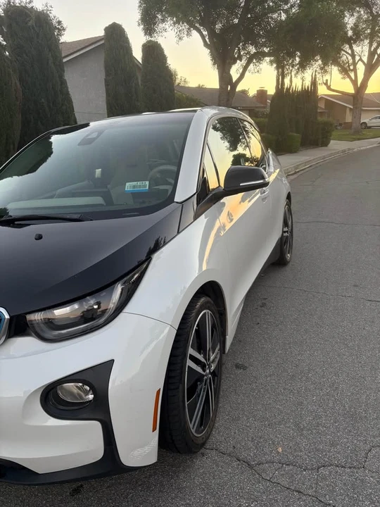 2015 BMW i3 - Image 2 of 12