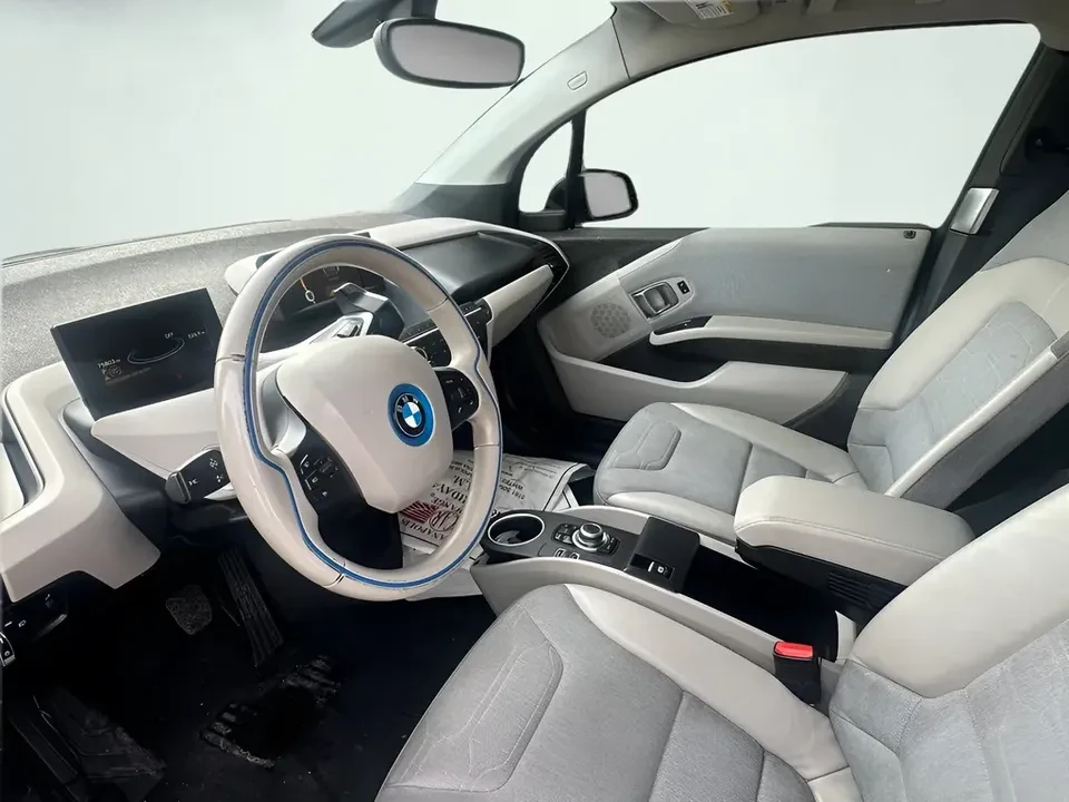2015 BMW i3 - Image 2 of 8