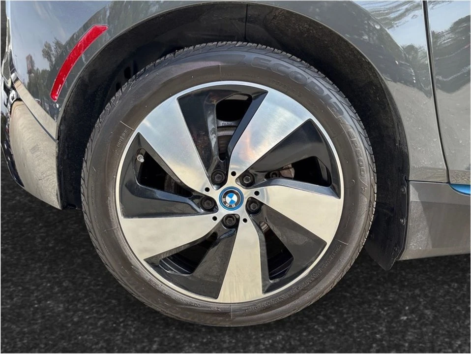2015 BMW i3 - Image 14 of 20