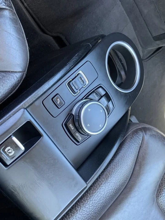 2015 BMW i3 - Image 13 of 18