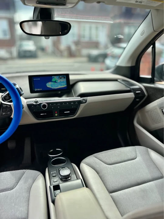 2015 BMW i3 - Image 7 of 19