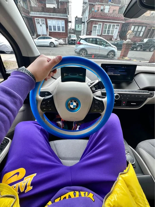 2015 BMW i3 - Image 13 of 19