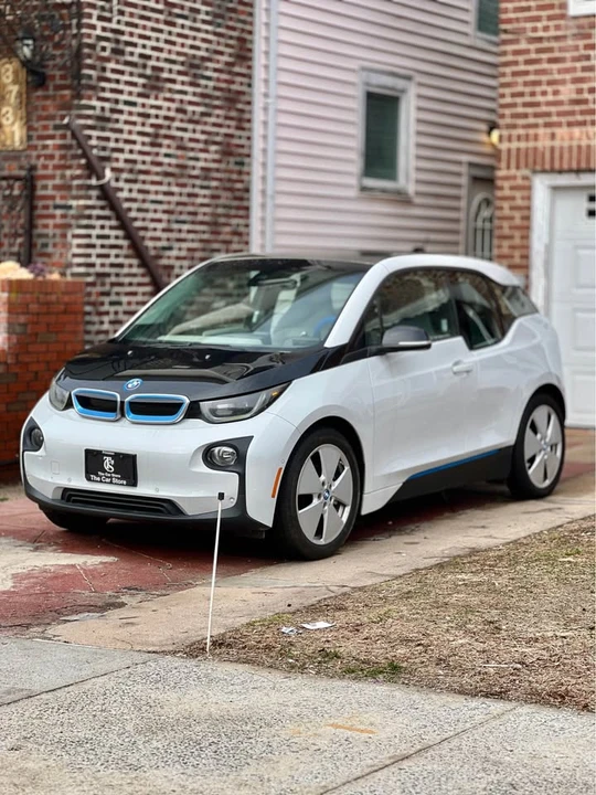 2015 BMW i3 - Image 4 of 19