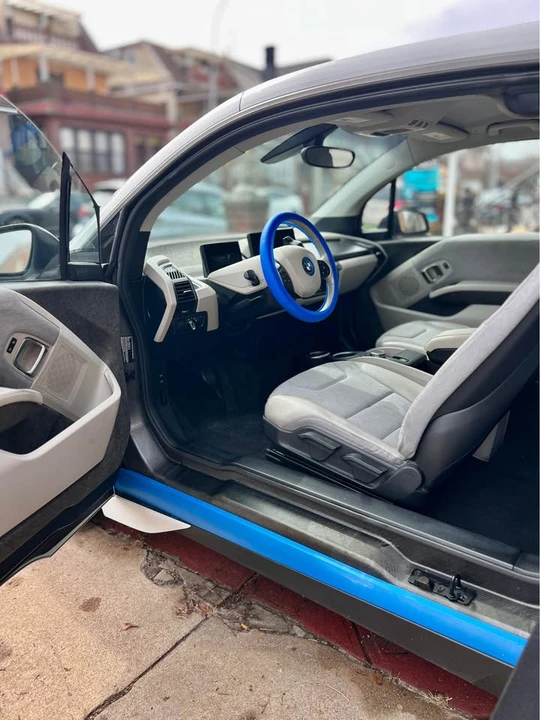 2015 BMW i3 - Image 17 of 19