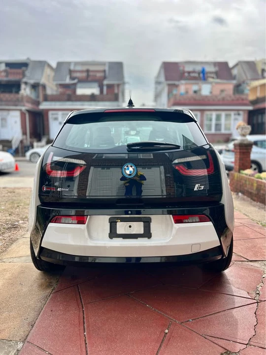 2015 BMW i3 - Image 15 of 19