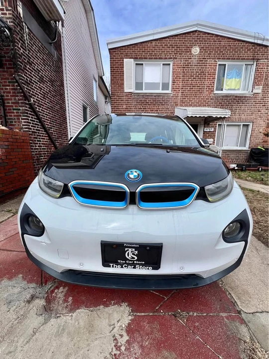 2015 BMW i3 - Image 12 of 19