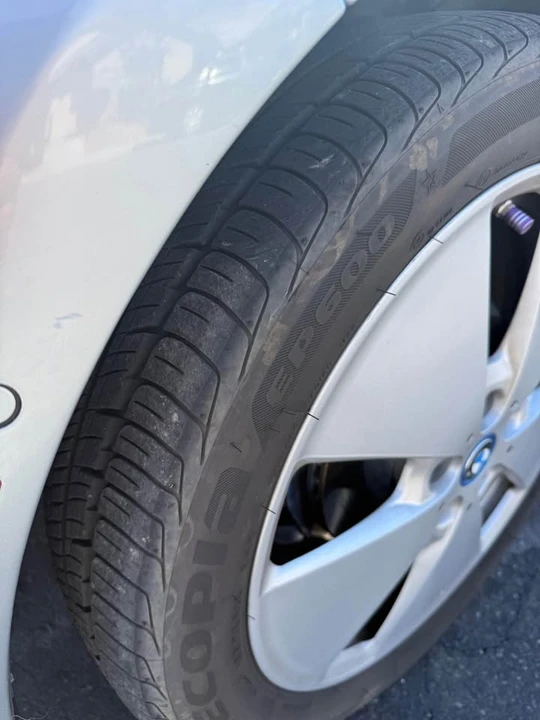 2015 BMW i3 - Image 4 of 6