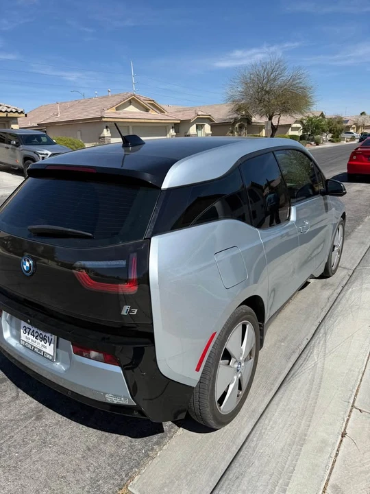 2015 BMW i3 - Image 2 of 6