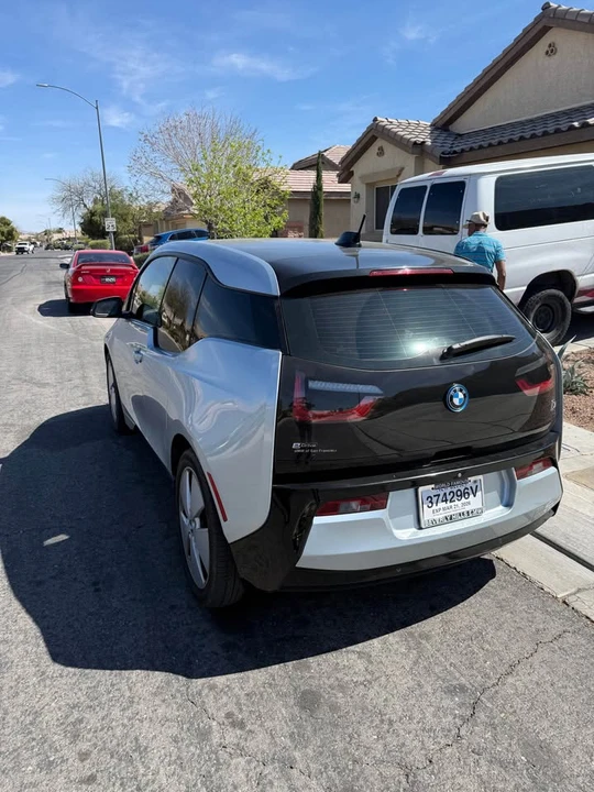 2015 BMW i3 - Image 3 of 6