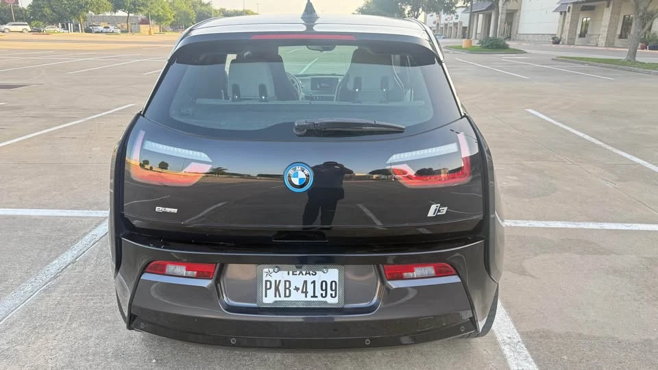 2015 BMW i3 - Image 6 of 13