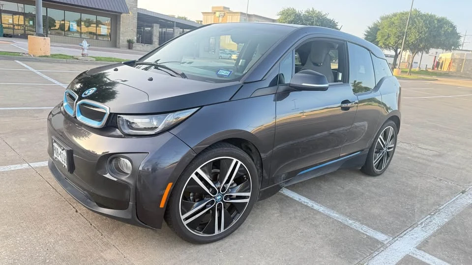2015 BMW i3 - Image 2 of 13