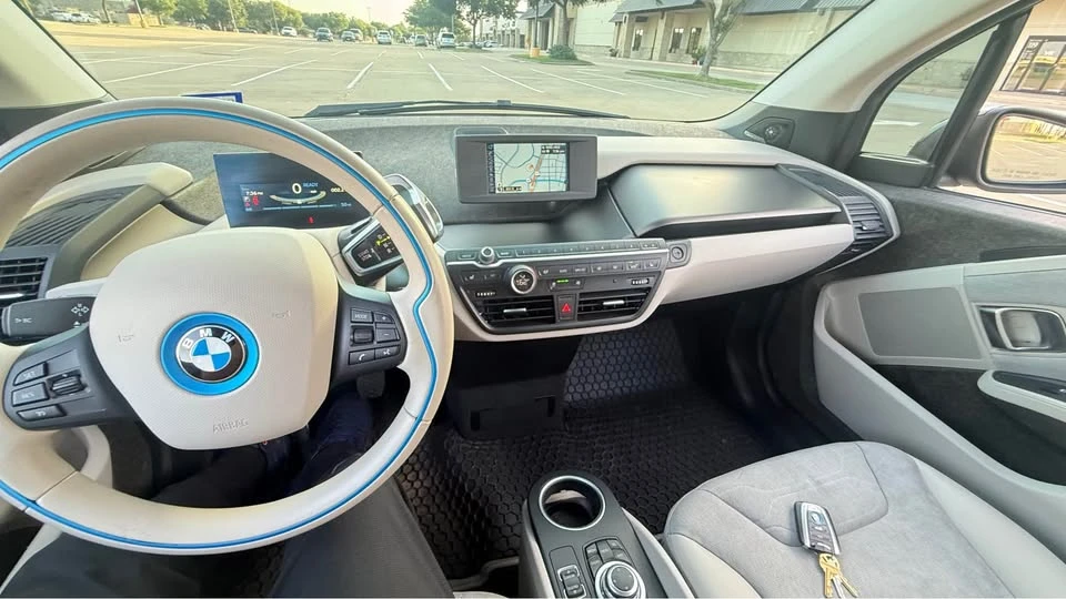 2015 BMW i3 - Image 13 of 13