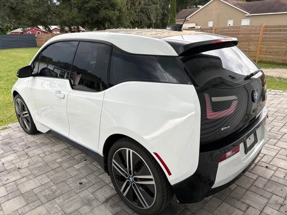 2015 BMW i3 - Image 4 of 9