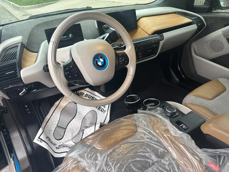 2015 BMW i3 - Image 4 of 8