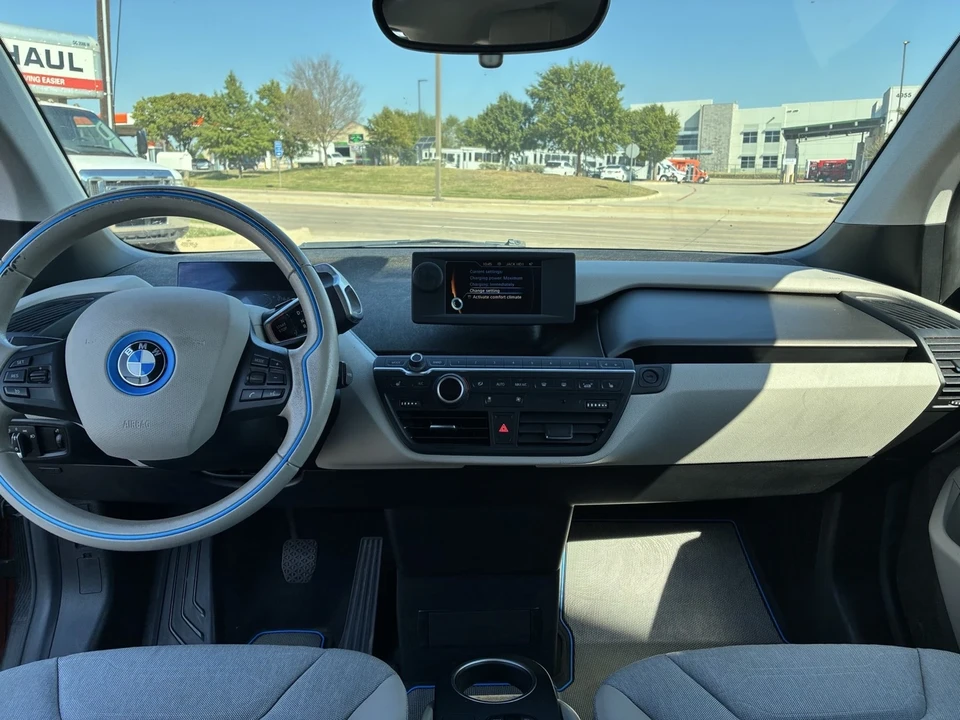2015 BMW i3 - Image 10 of 13