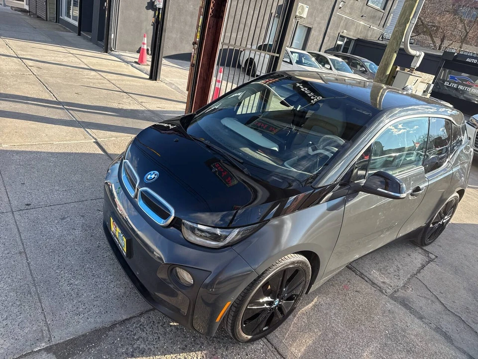 2015 BMW i3 - Image 9 of 21
