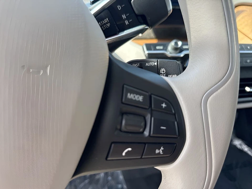 2015 BMW i3 - Image 14 of 21