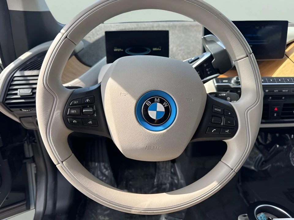 2015 BMW i3 - Image 12 of 21