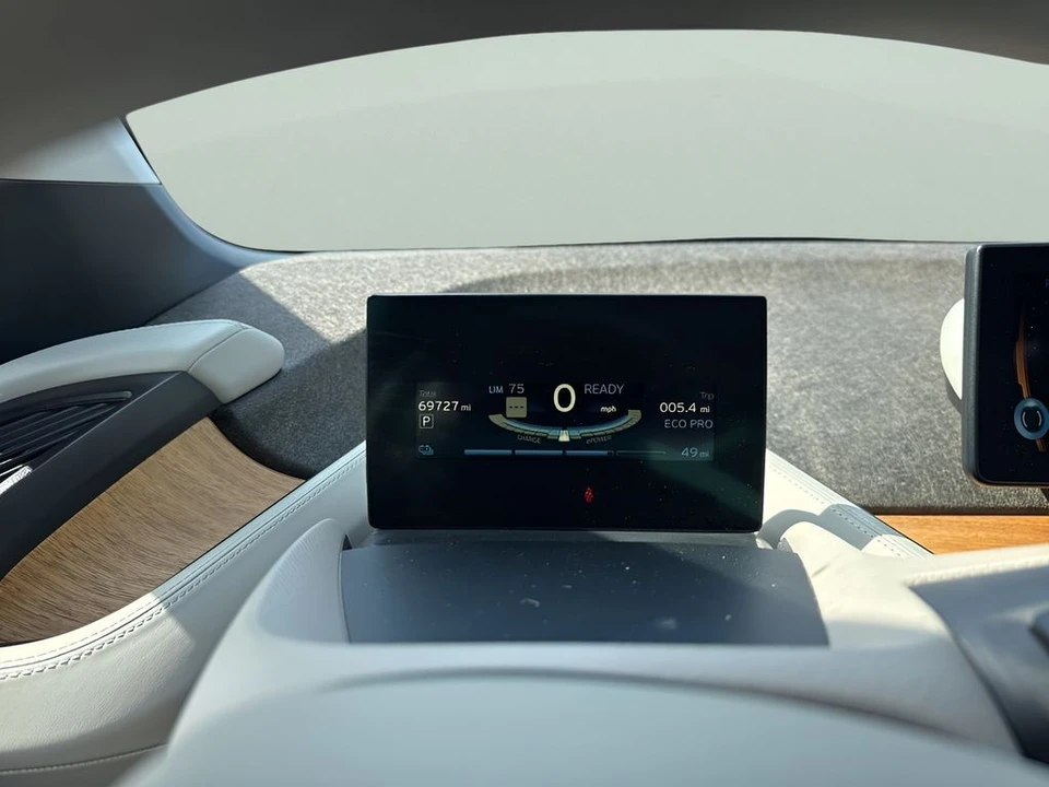 2015 BMW i3 - Image 20 of 21