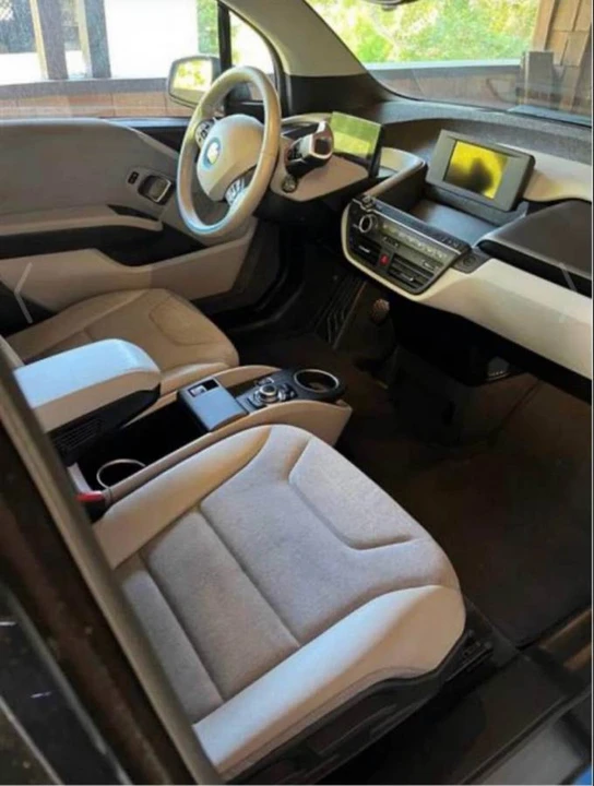 2015 BMW i3 - Image 9 of 10