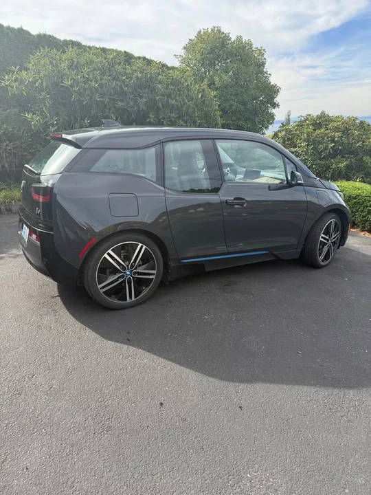 2015 BMW i3 - Image 5 of 8