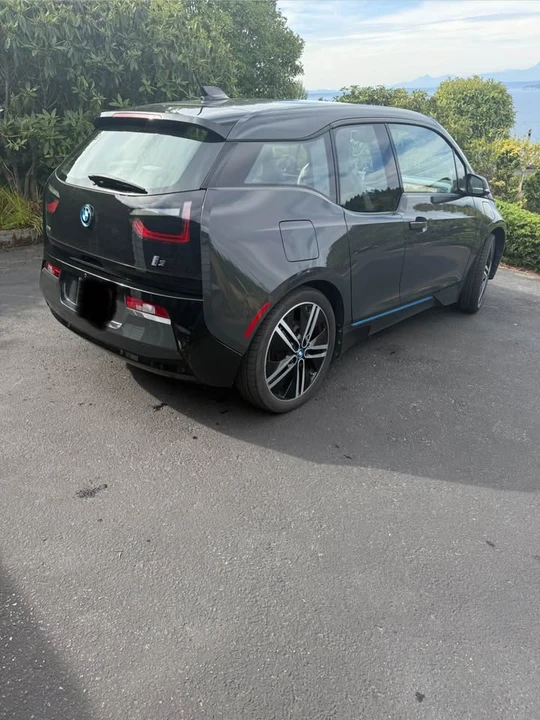 2015 BMW i3 - Image 3 of 8