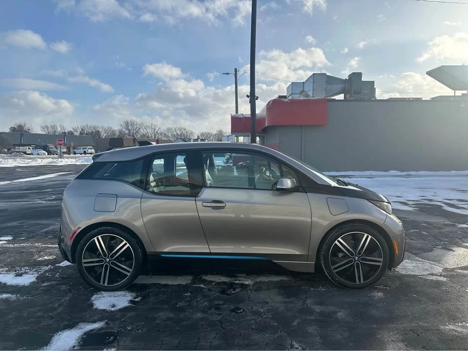 2015 BMW i3 - Image 3 of 16