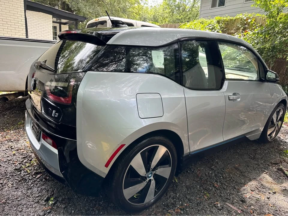 2015 BMW i3 - Image 9 of 17