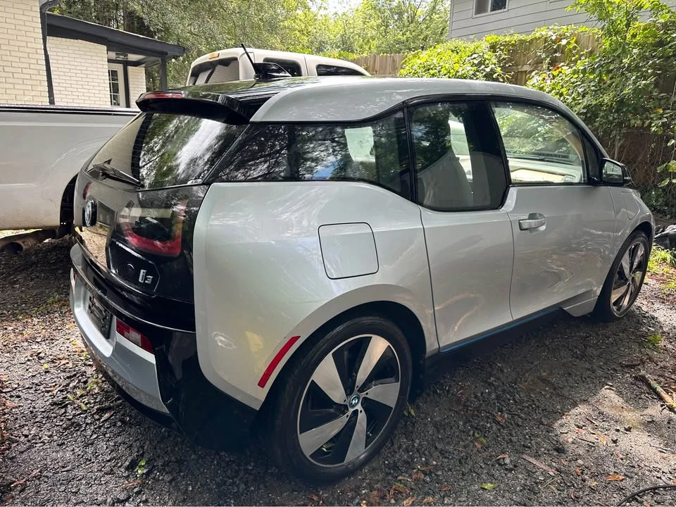 2015 BMW i3 - Image 8 of 17