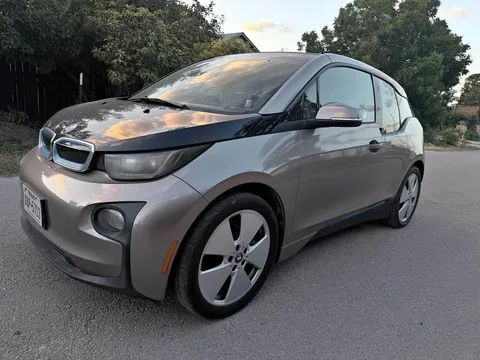 2015 BMW i3 Base w/Range Extender Hatchback 4D